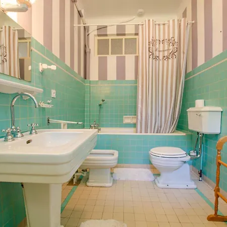 Holiday home La Demeure Du D'orient