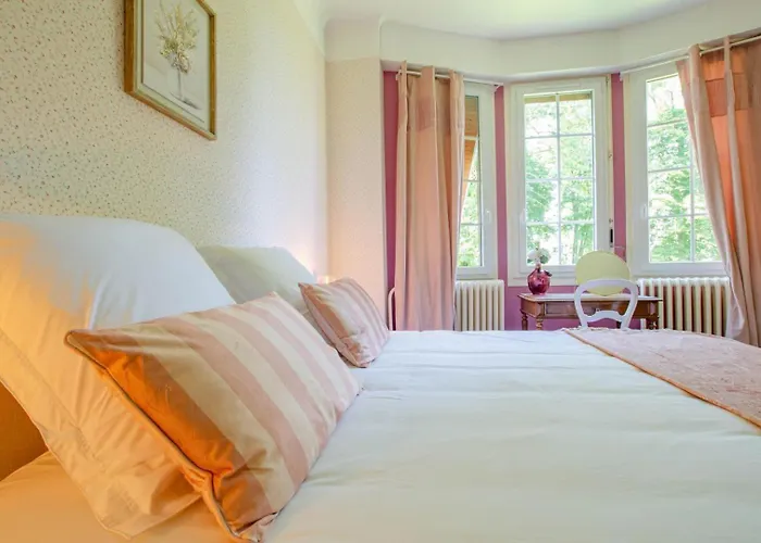 La Demeure Du D'orient Holiday home Montieramey